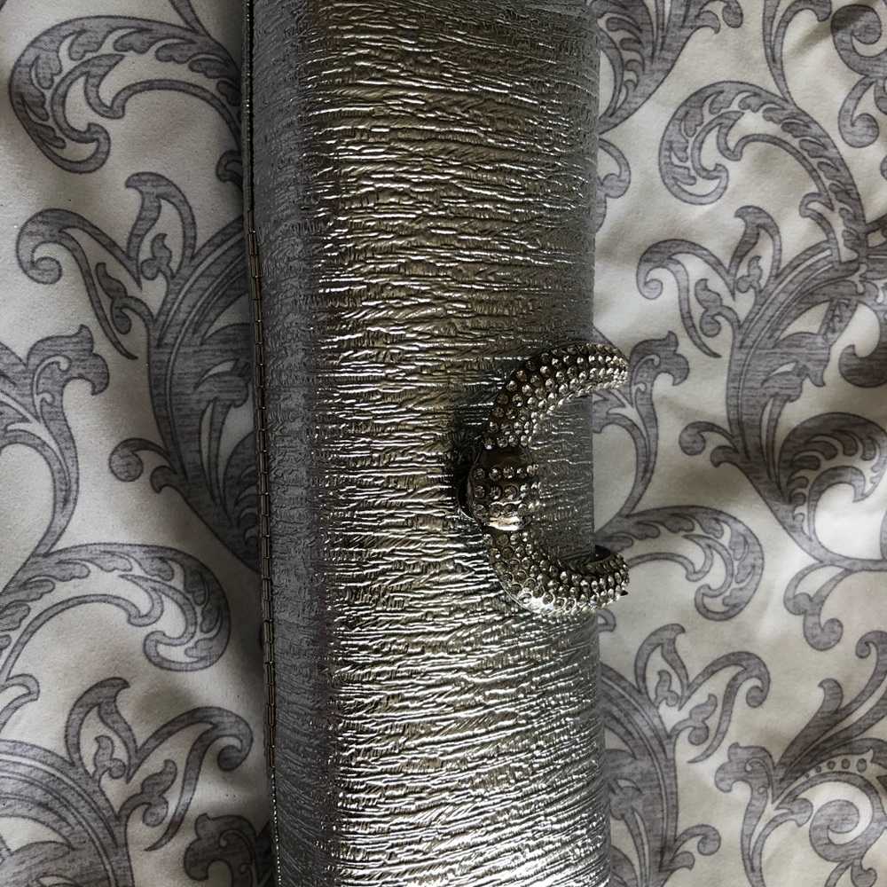 Silver glitter cute hardside dress clutch